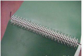 pvc輸送帶_pvc輸送帶供貨商_供應(yīng)不銹鋼皮帶扣接頭綠色pvc輸送帶_pvc輸送帶價(jià)格_上海千始輸送設(shè)備